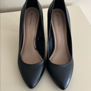 Merona Black Heels Elegant and Sophisticated